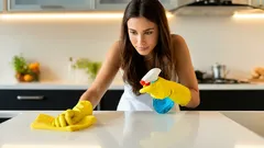 Jak usunąć rysy z plastikowych przedmiotów: 5 sposobów na przywrócenie codziennym rzeczom schludnego wyglądu